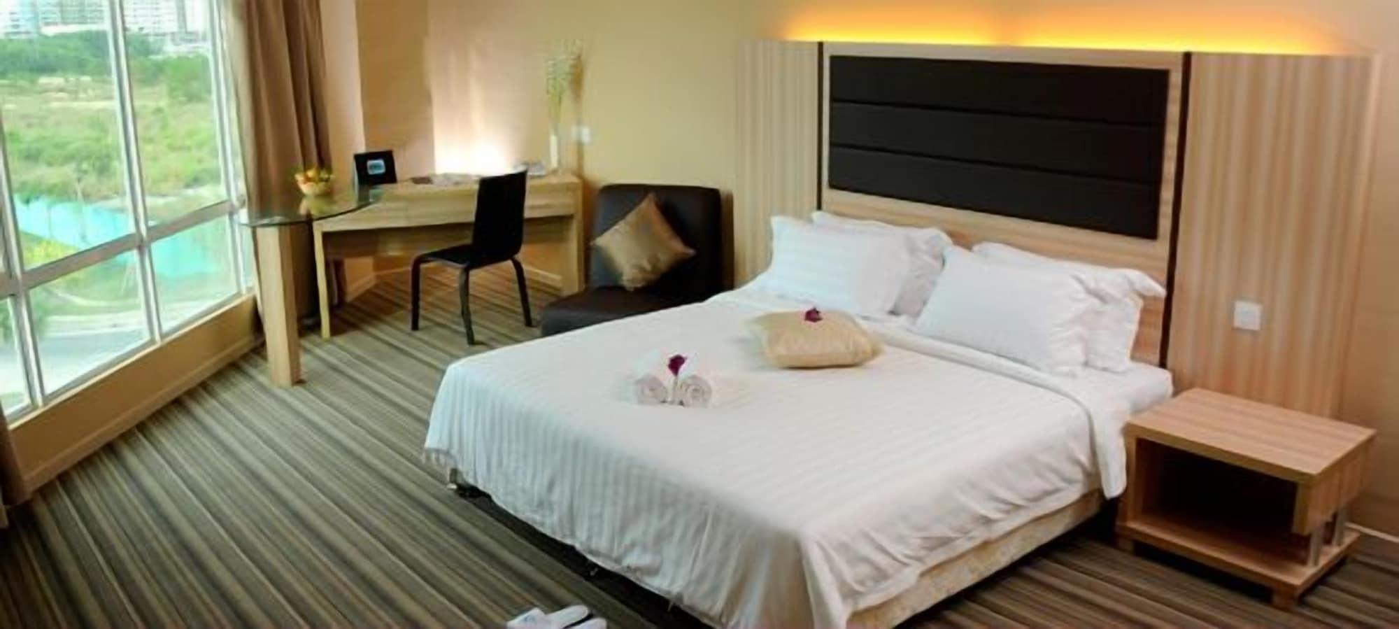 Zara'S Boutique Hotel @ Harbour City Kota Kinabalu Esterno foto